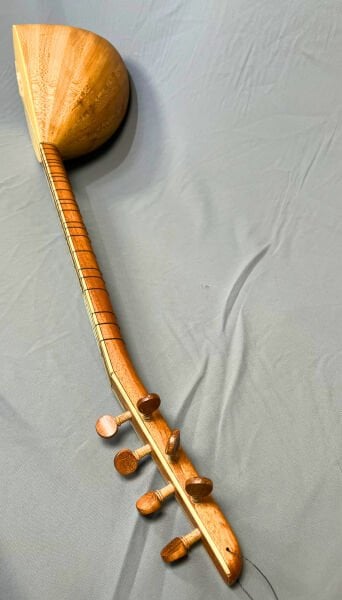 Uzun Sap Sade Model 40 Tekne Yaprak Çınar Bağlama | Telli Çalgı Yapım