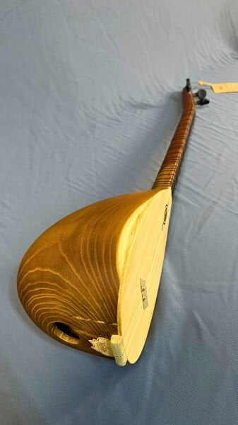 Uzun Sap Oyma Dut Çiçek Motifli 28 Tekne Profesyonel Cura Bağlama | Telli Çalgı Yapım