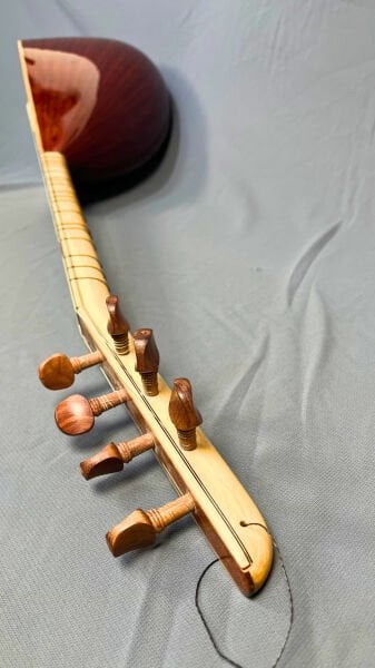 Telli Çalgı Yapım Kısa Sap Yaprak Padouk Parlak Cilalı 45 Tekne Profesyonel Bağlama