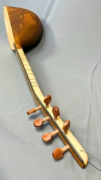 Kısa Sap 38 Tekne Oyma Dut Profesyonel Bağlama | Telli Çalgı Yapım