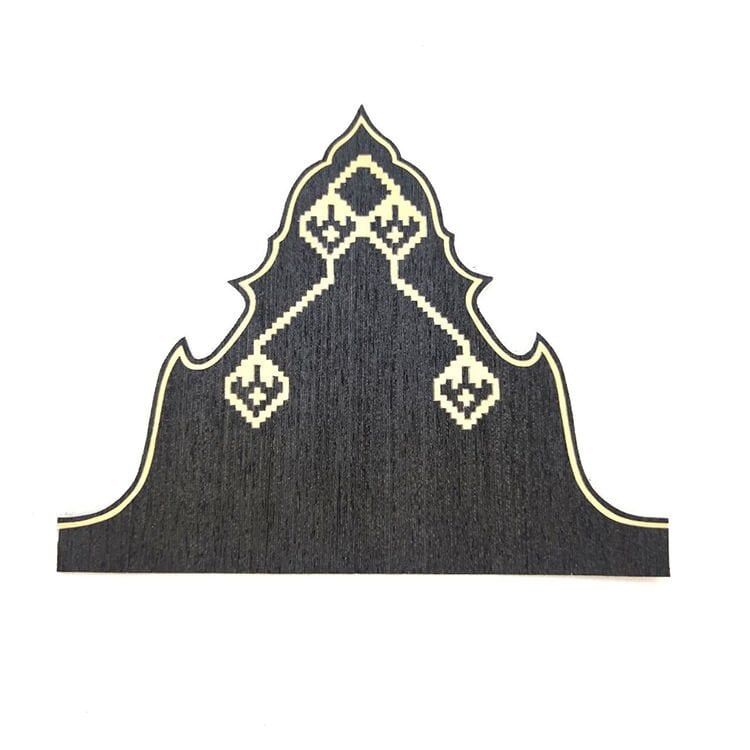 siyah zemin beyaz kontürlü kilim motifli kaplama