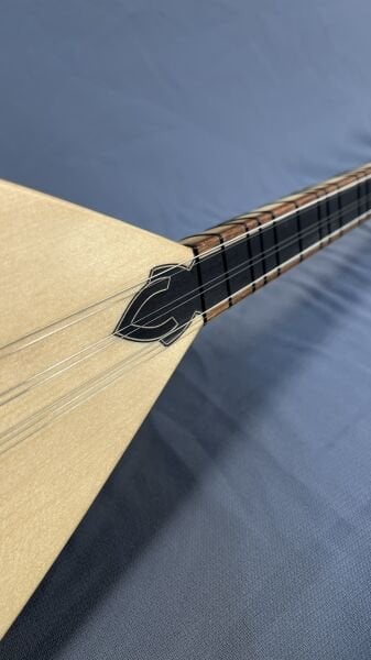Telli Çalgı Yapım Oyma Çınar Profesyonel Kısa Sap Bağlama