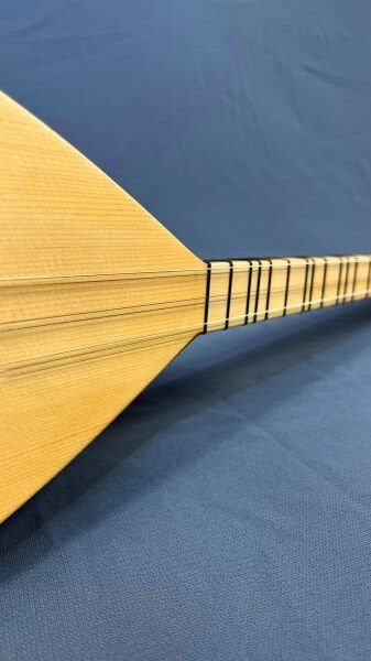 Kısa Sap Oyma Dut Profesyonel Bağlama 35 cm | Professional Short Neck Carved Mulberry Baglama | Professionelle Kurzhalss geschnitzte Maulbeer Baglama