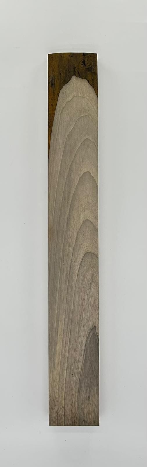 Ceviz Ağacı Ahşap Blok – Zarafeti ve Dayanıklılığı Bir Arada Sunan Doğal Hammadde